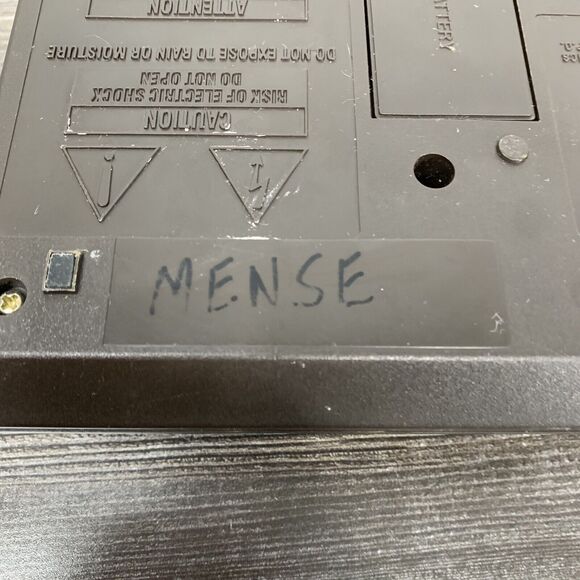 Vintage General Electric GE Model 7-4616B Two Wake Times FM/AM Alarm Clock Radio - Picture 7 of 8